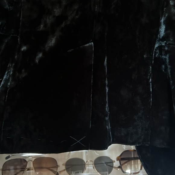 Highline Crushed Green Velvet Blazer - Picture 6 of 7